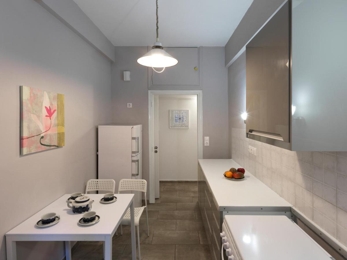 Spacious City Center Apartment Athen Eksteriør billede
