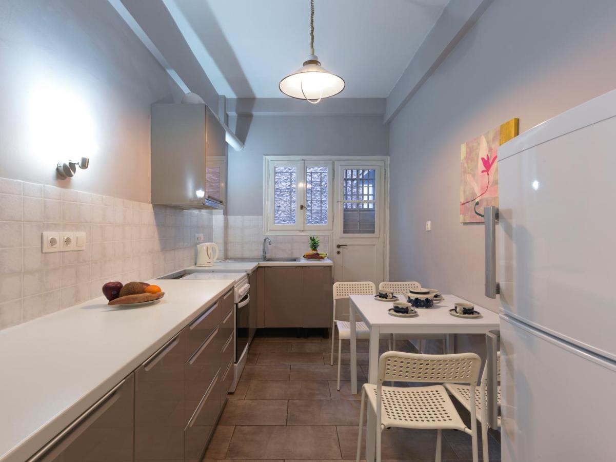 Spacious City Center Apartment Athen Eksteriør billede