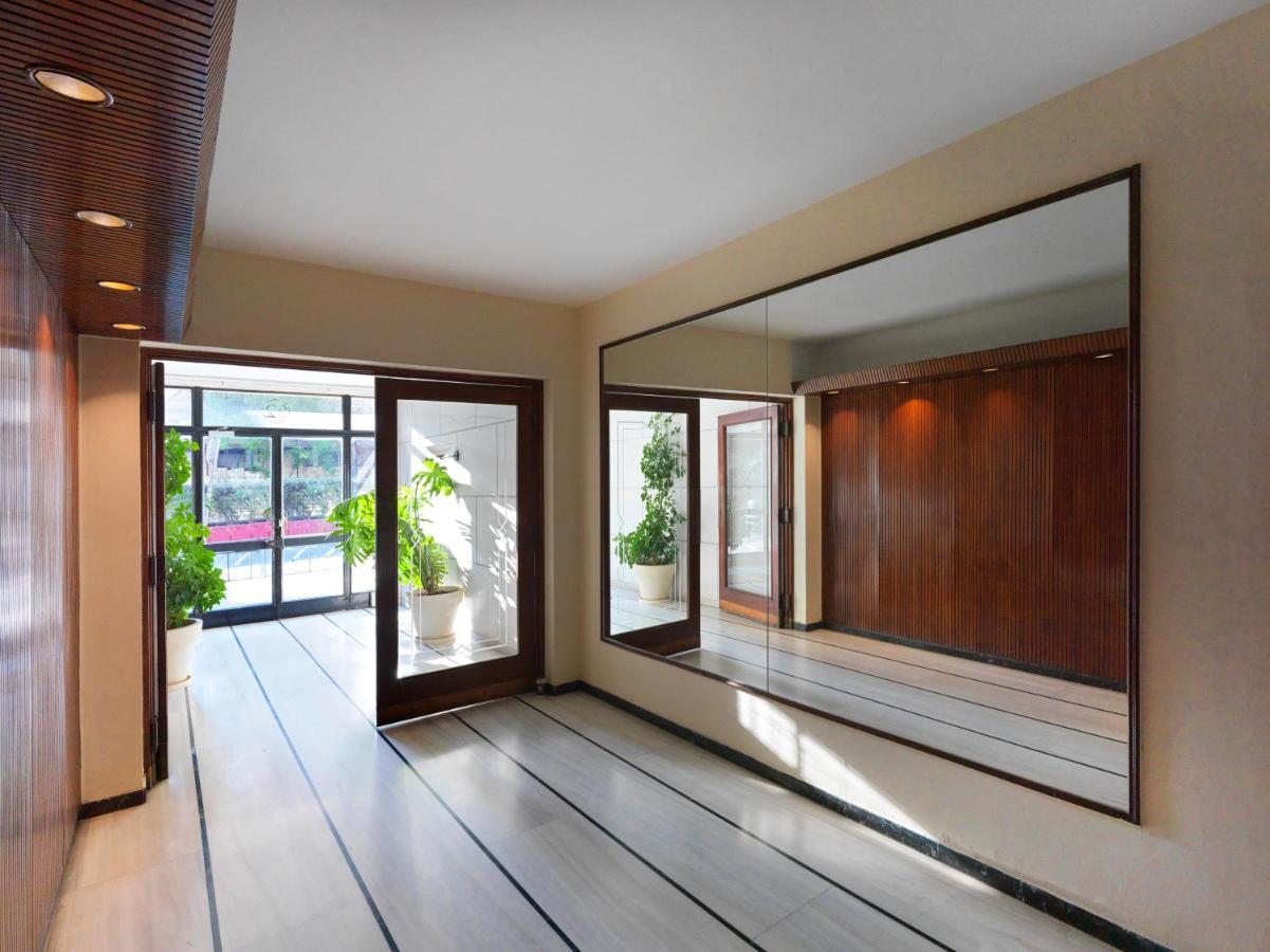 Spacious City Center Apartment Athen Eksteriør billede