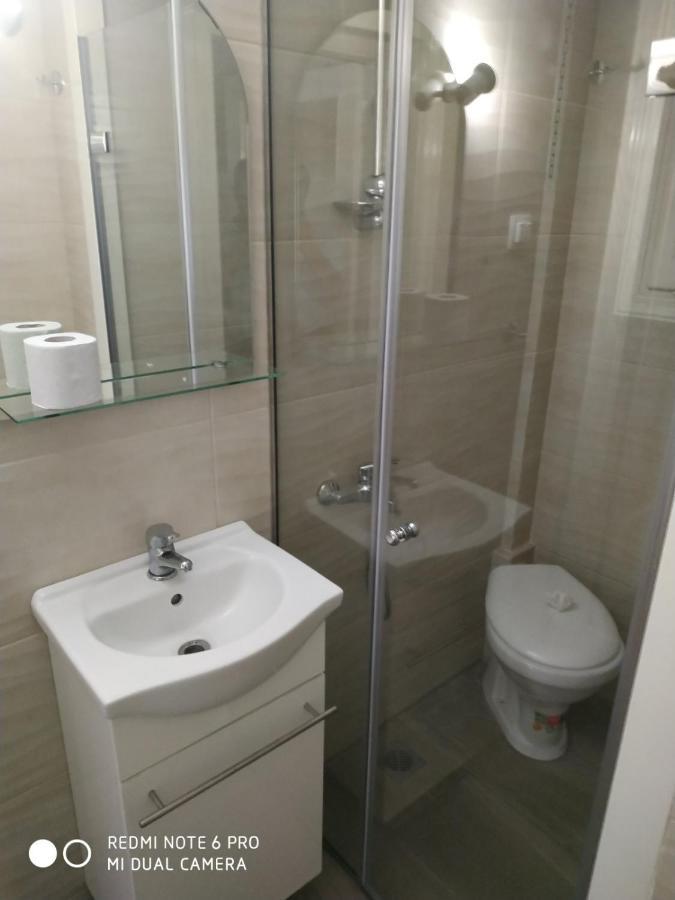 Spacious City Center Apartment Athen Eksteriør billede